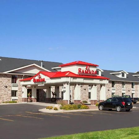 Hotel Ramada By Wyndham Wisconsin Dells I-90 Extérieur photo