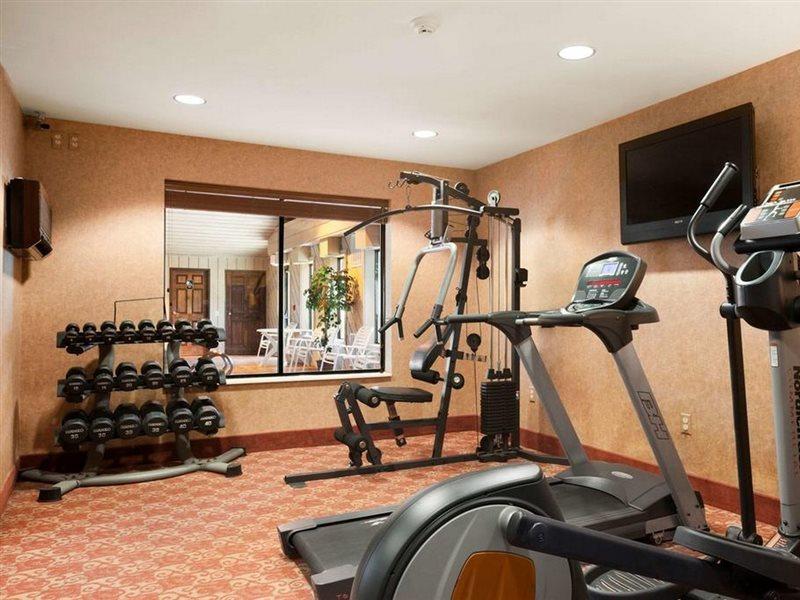 Hotel Ramada By Wyndham Wisconsin Dells I-90 Extérieur photo