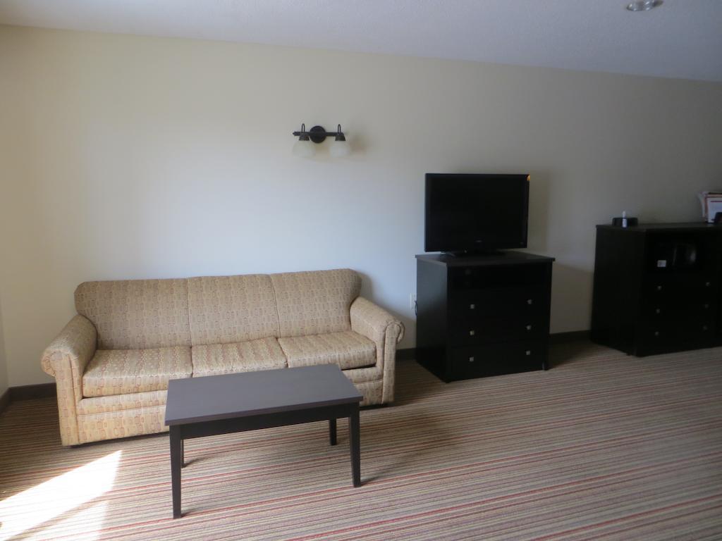 Hotel Ramada By Wyndham Wisconsin Dells I-90 Extérieur photo